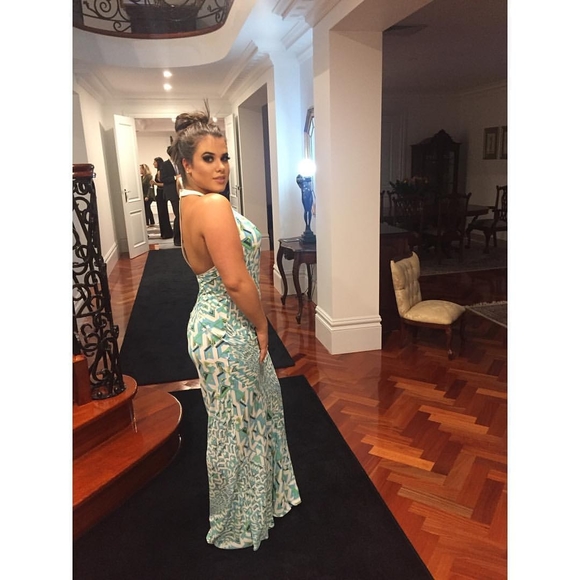 Meet your Posher, Simena - Picture 1 of 1